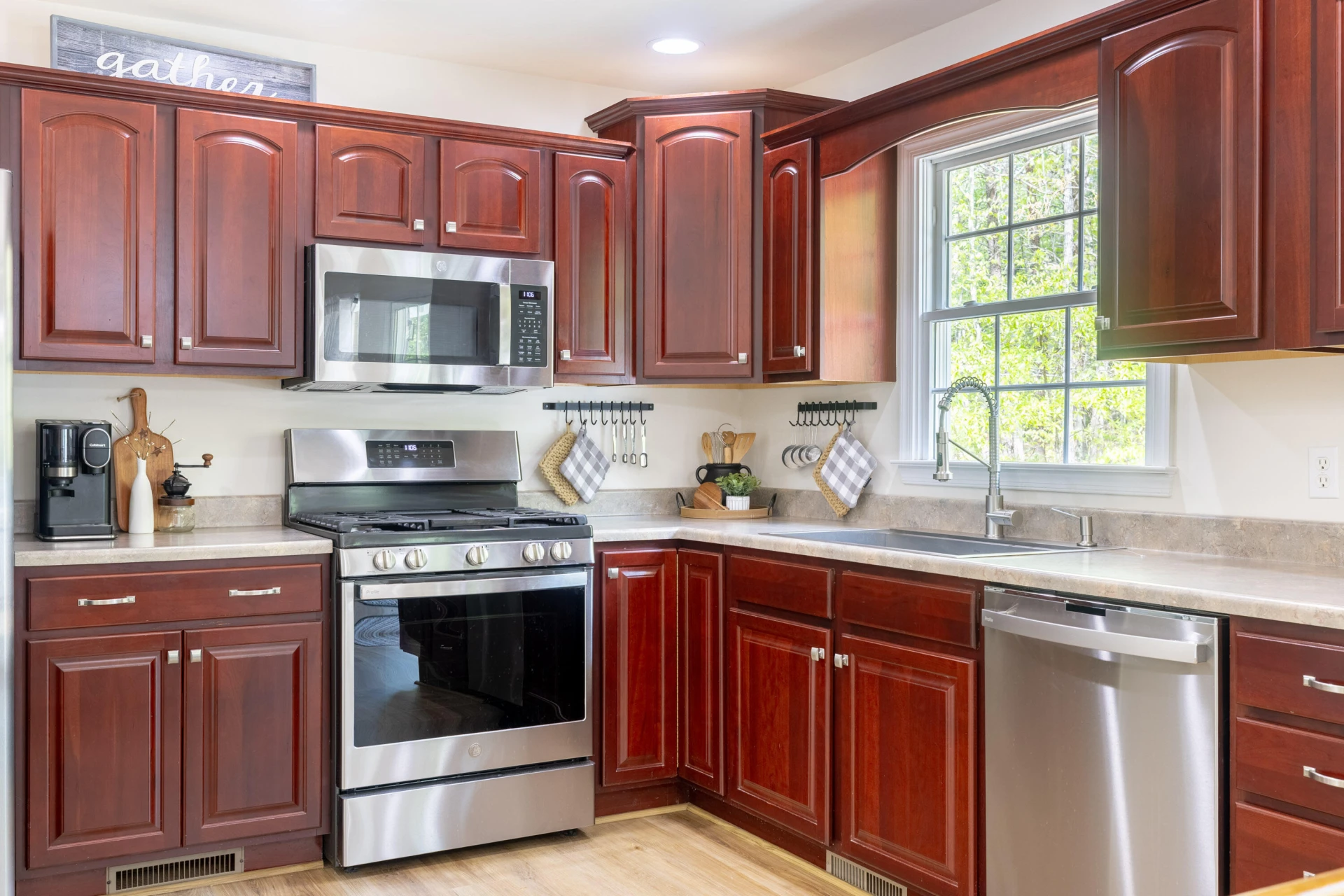7209 East Ferry RD - Photo 11