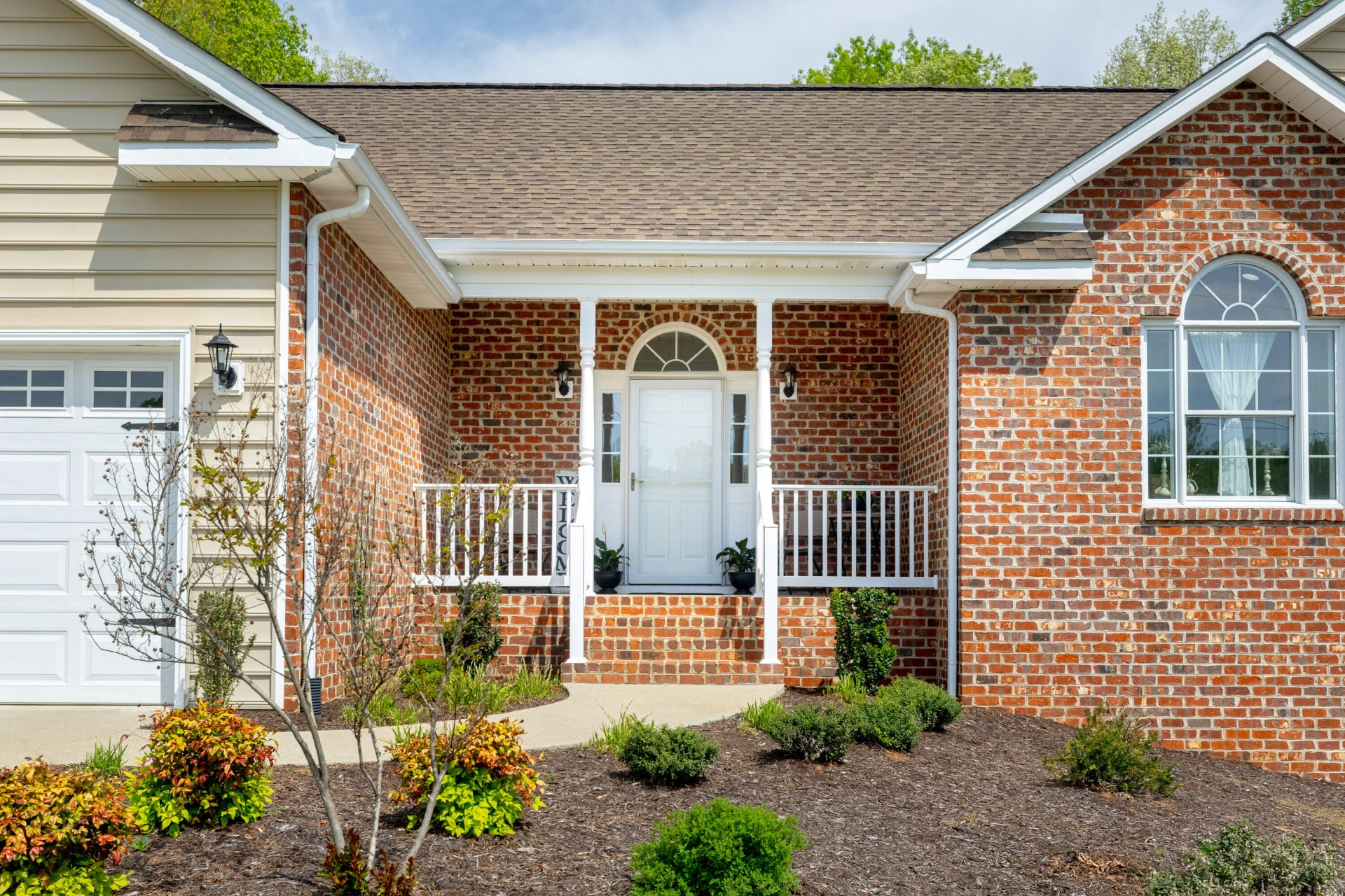 7209 East Ferry RD - Photo 2