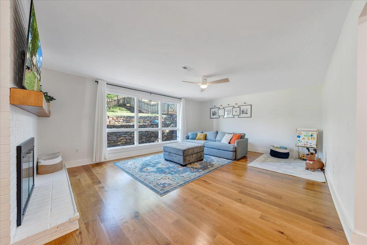 3249 Somerset ST - Photo 11