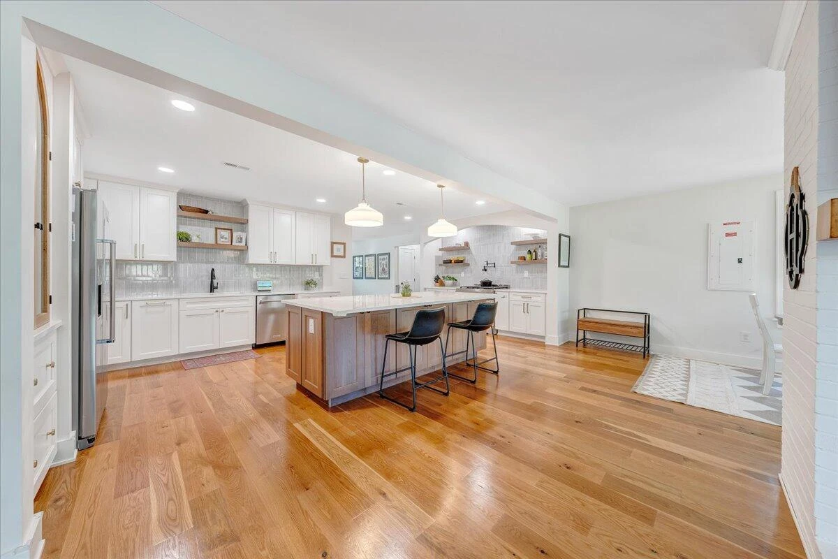 3249 Somerset ST - Photo 14