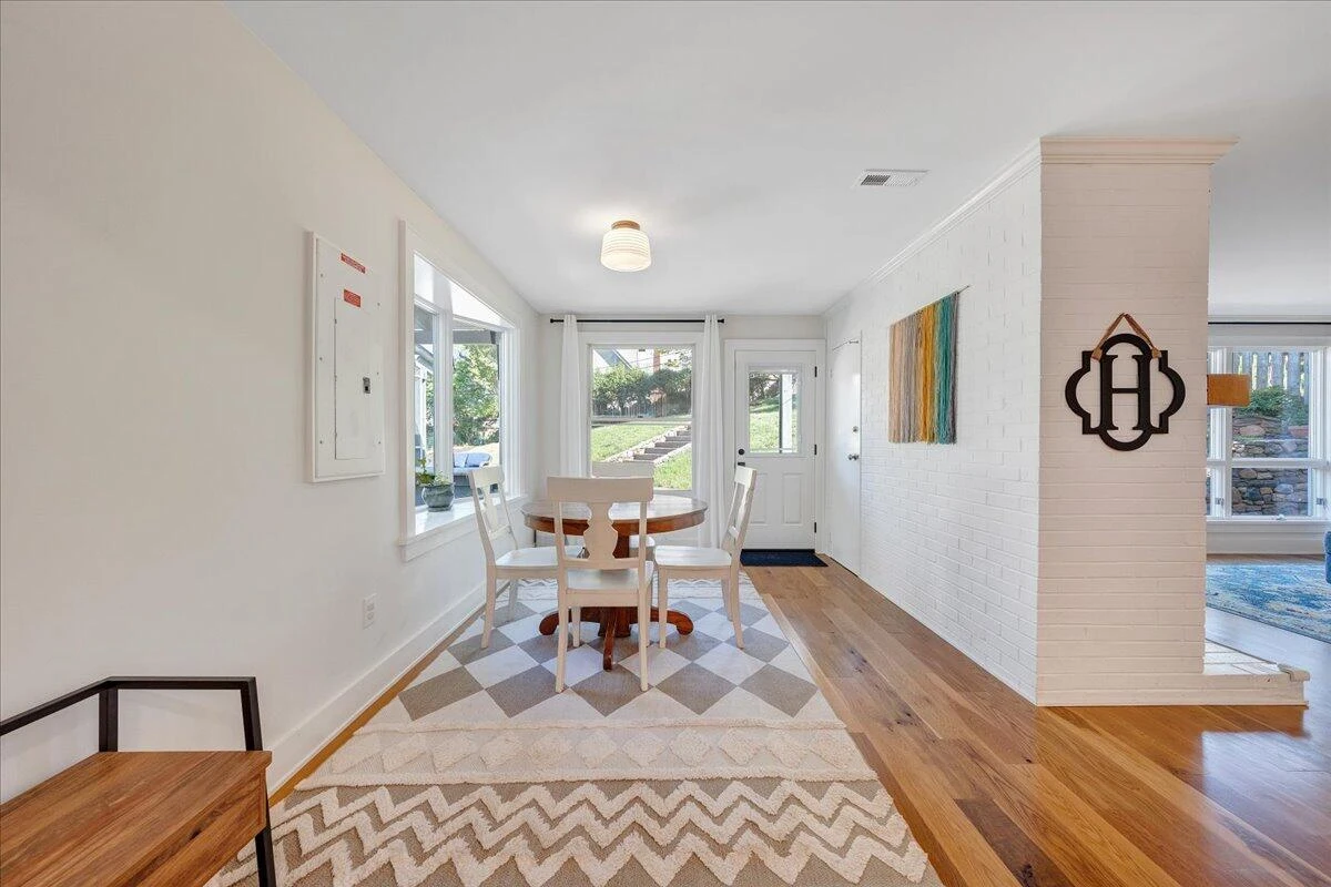 3249 Somerset ST - Photo 20