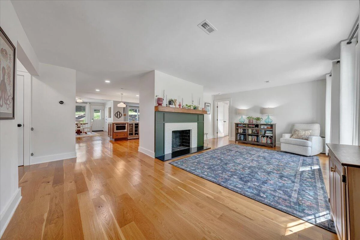 3249 Somerset ST - Photo 3