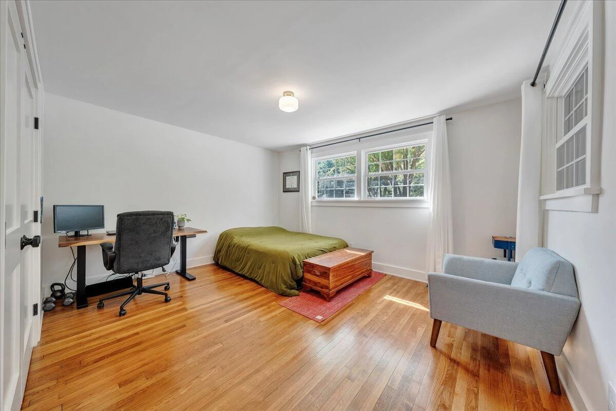 3249 Somerset ST - Photo 35