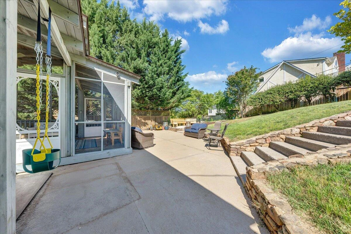 3249 Somerset ST - Photo 39