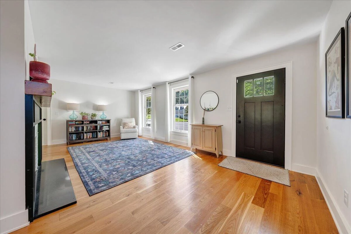 3249 Somerset ST - Photo 5