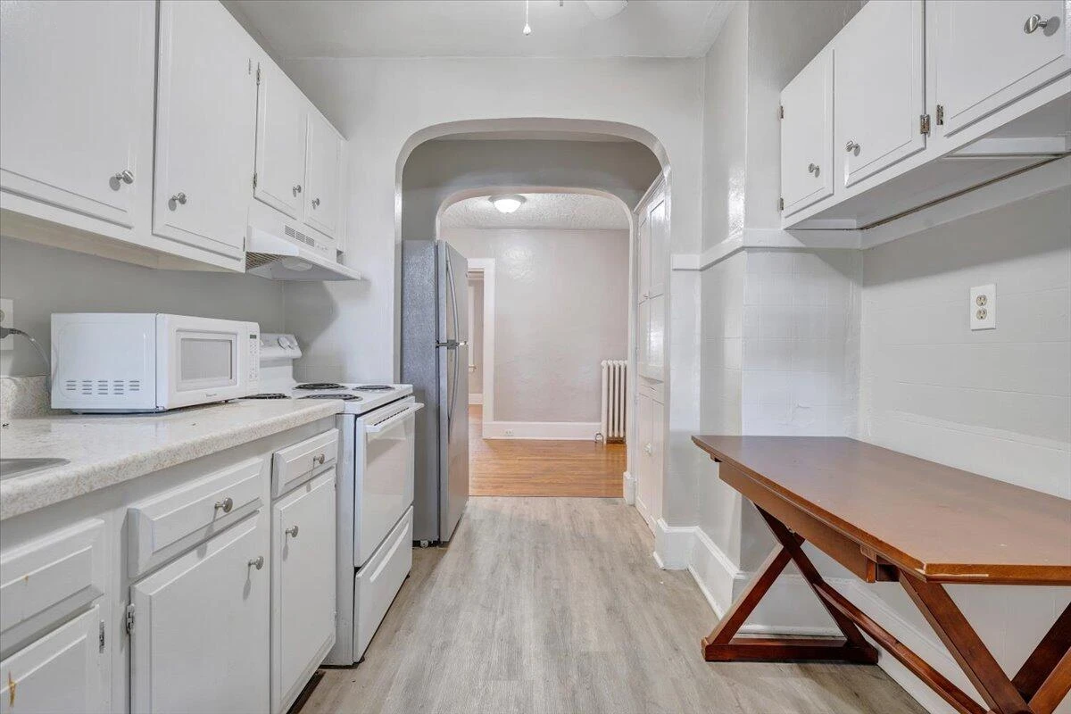 2521 Longview AVE - Photo 20