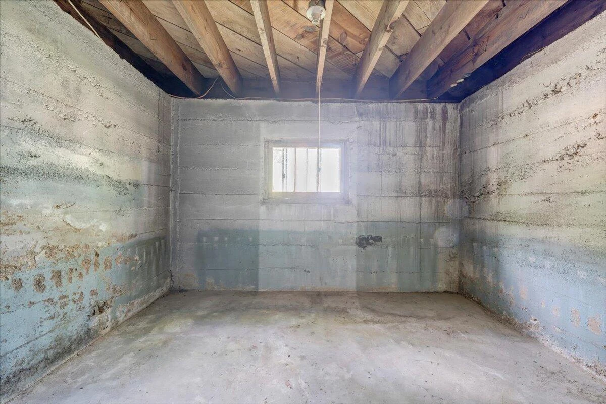 2521 Longview AVE - Photo 24