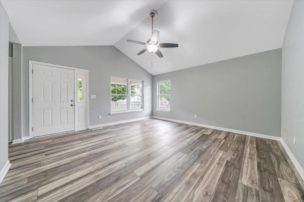 716 12th ST - Photo 28
