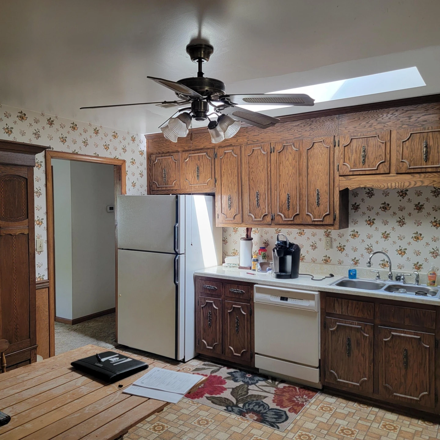 1106 Hogan RD - Photo 3