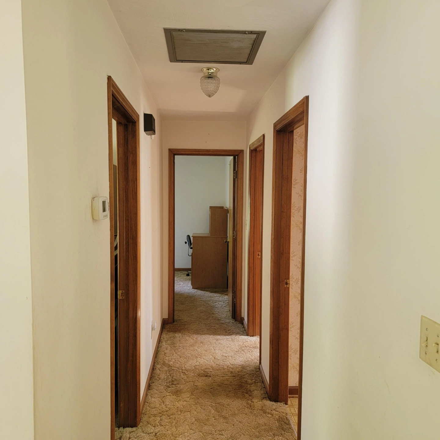 1106 Hogan RD - Photo 4