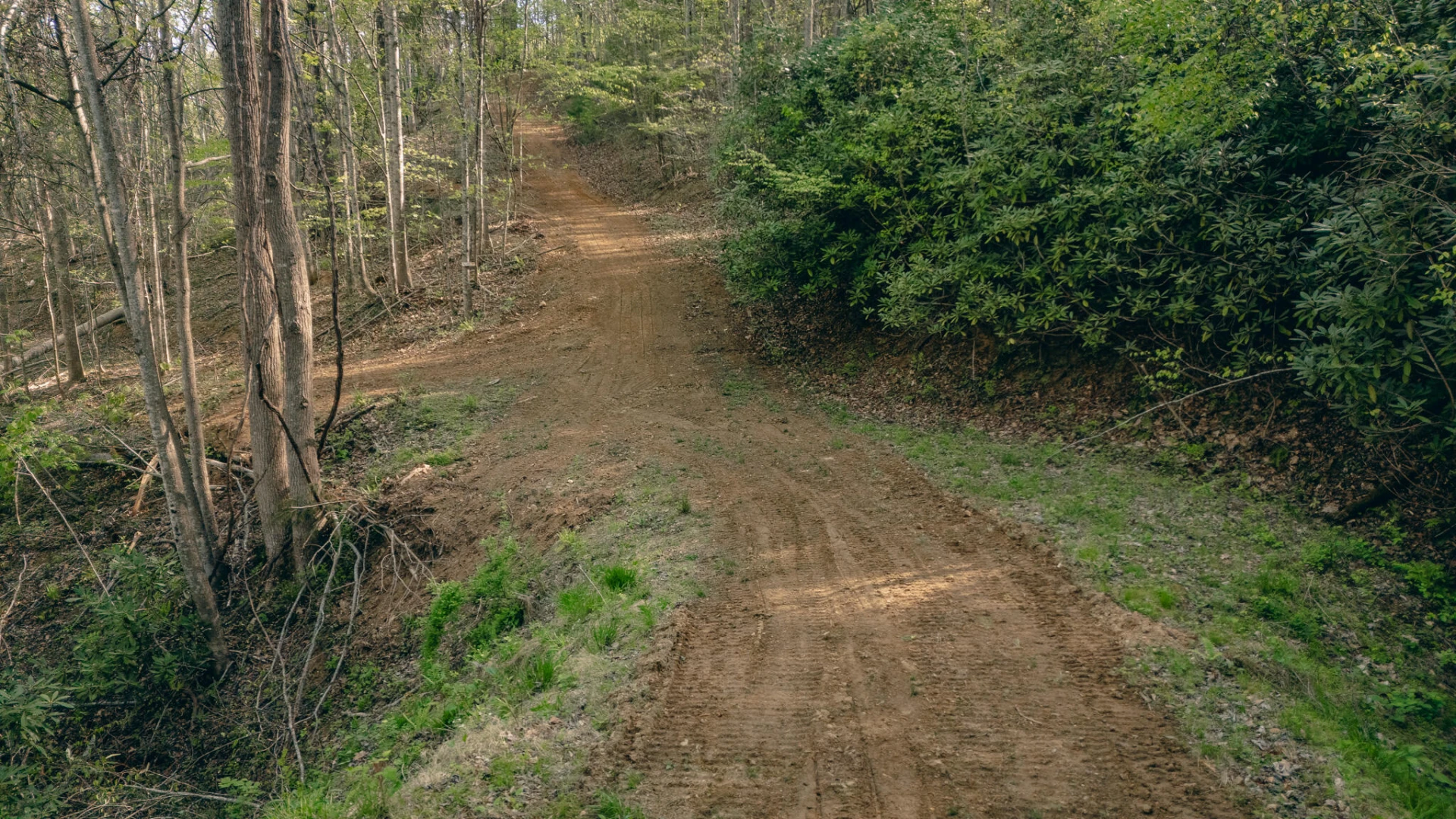 8270 Twin Falls RD - Photo 4