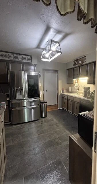 3924 St James CIR - Photo 10