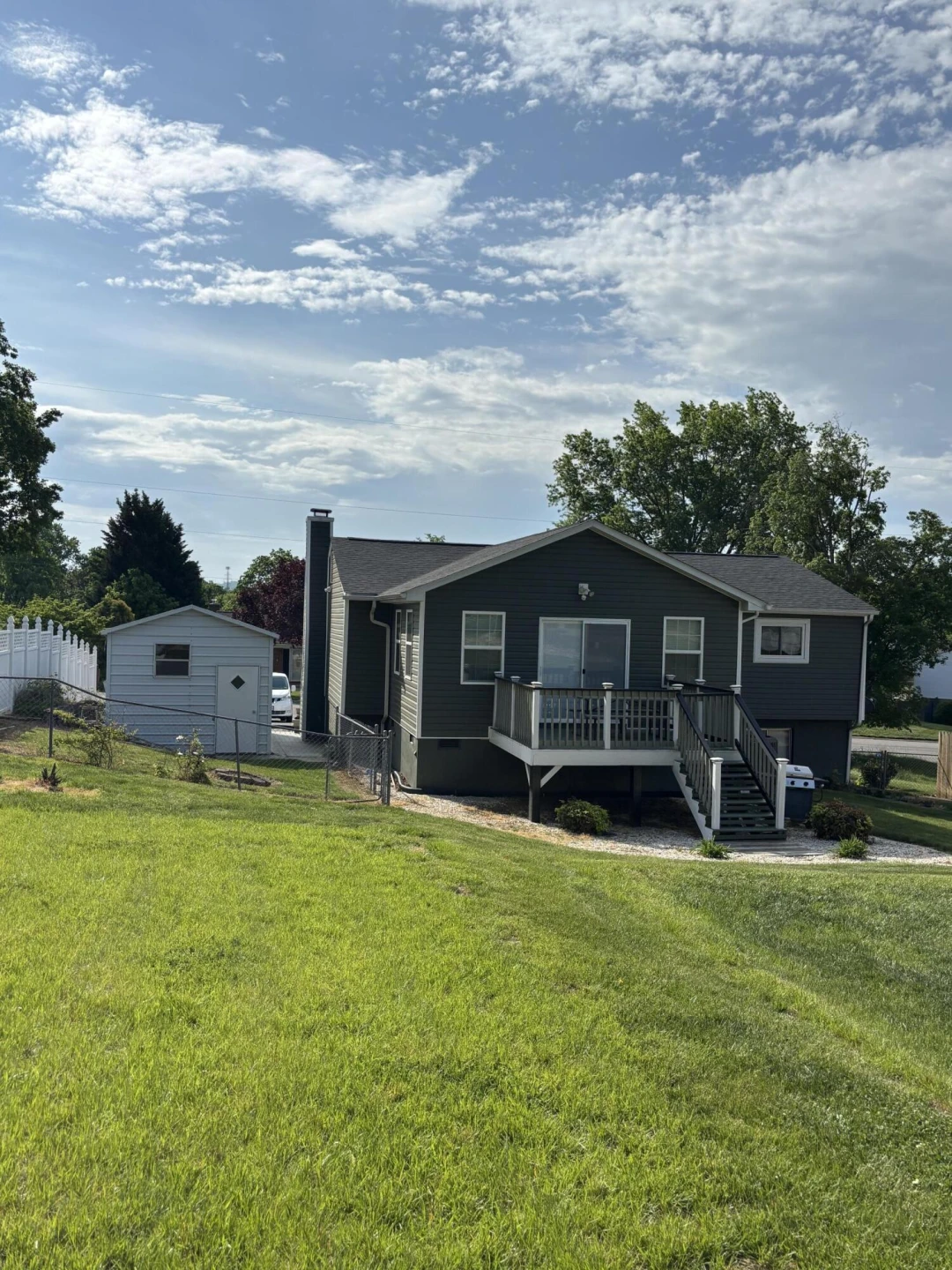 3924 St James CIR - Photo 2