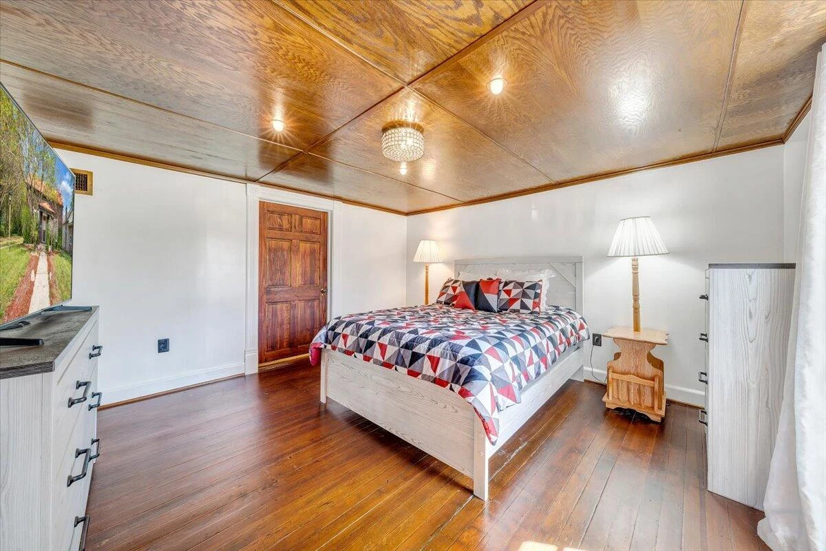 5297 Peaks RD - Photo 26