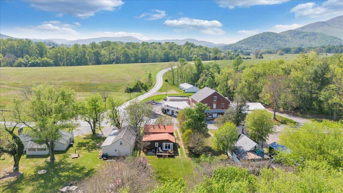5297 Peaks RD - Photo 60