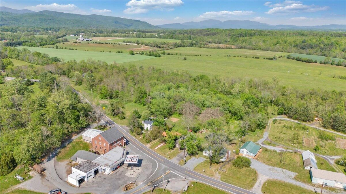 5297 Peaks RD - Photo 65