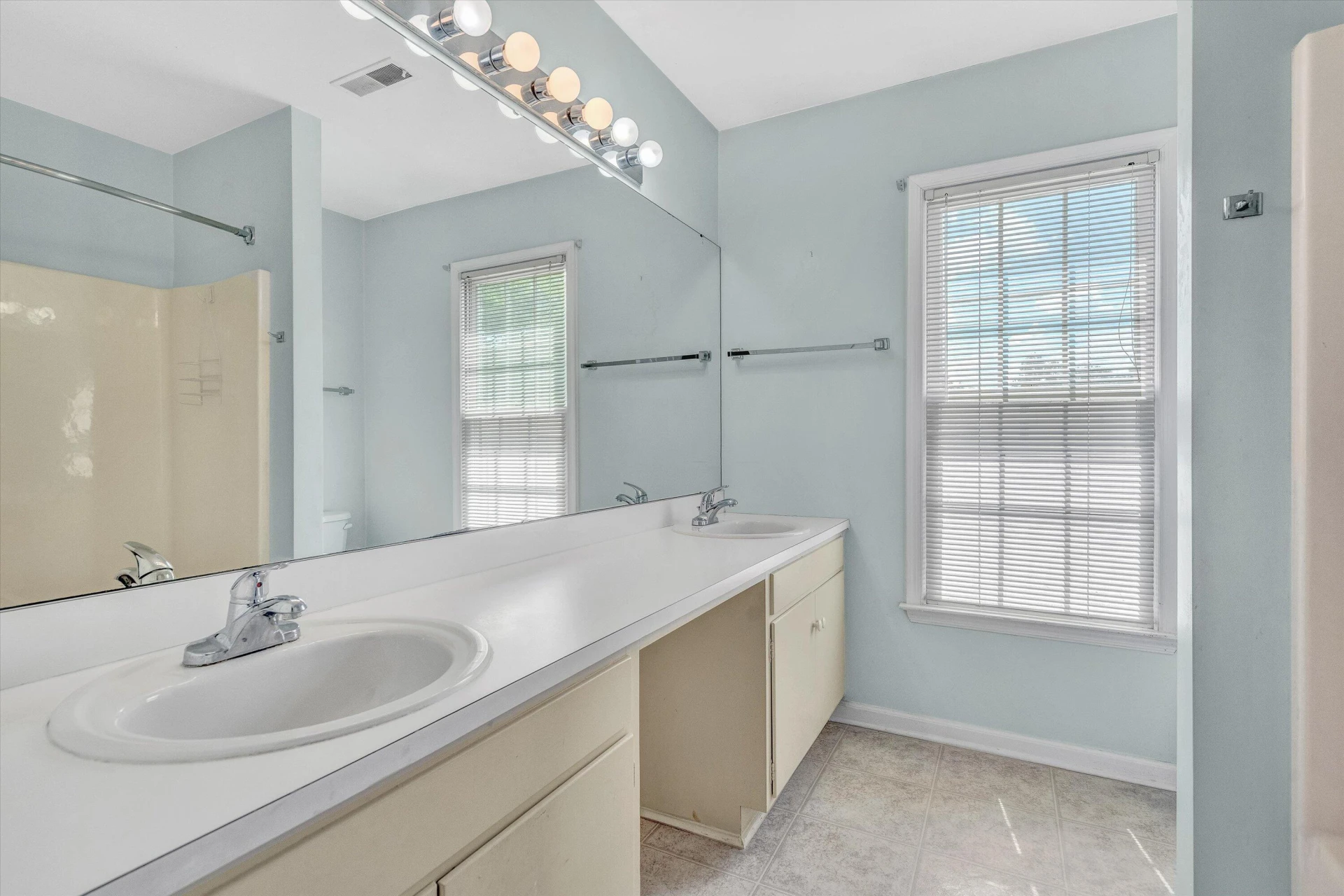 867 STONEGATE CT - Photo 9