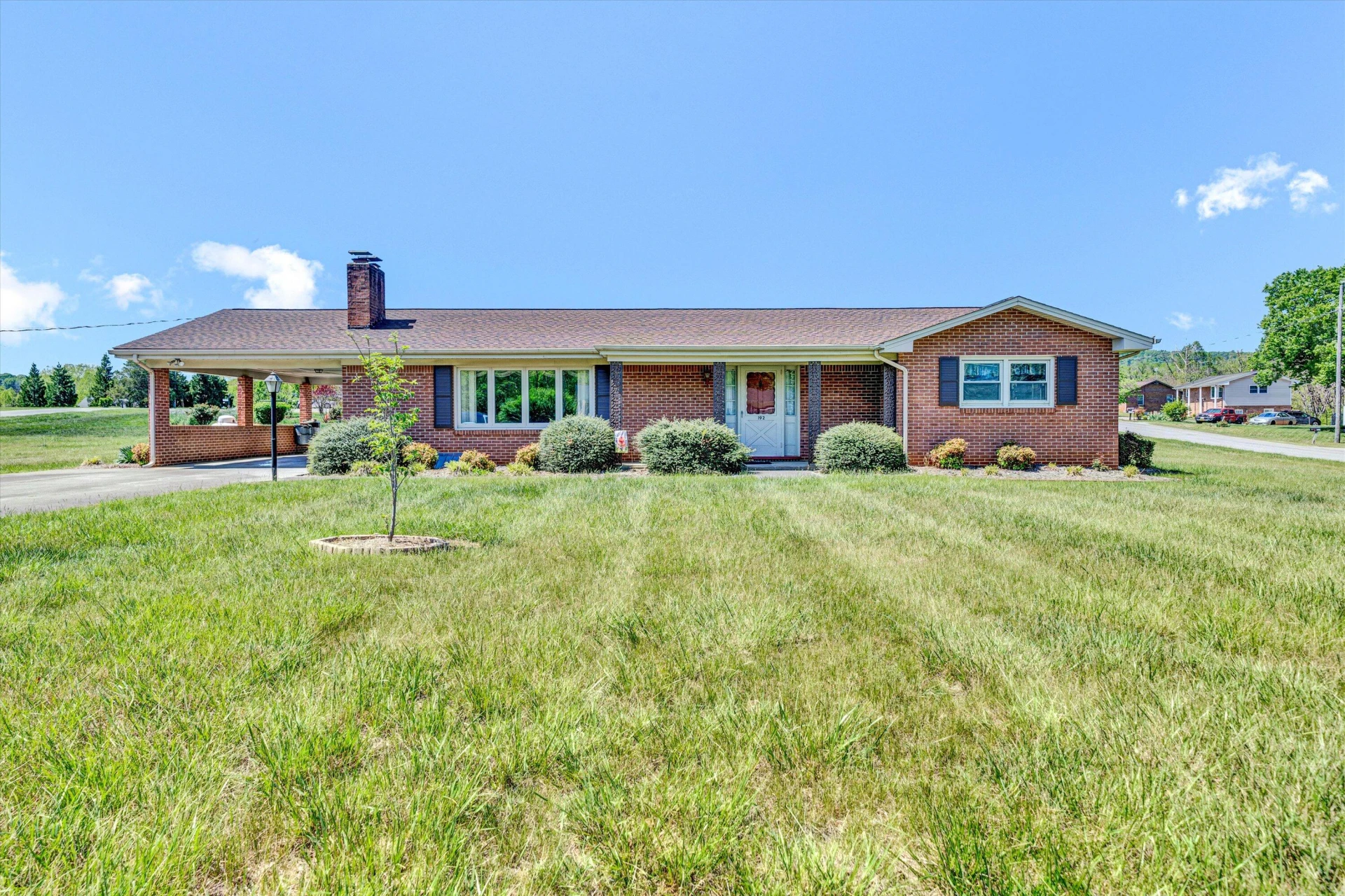 192 Beverly Hills CIR
