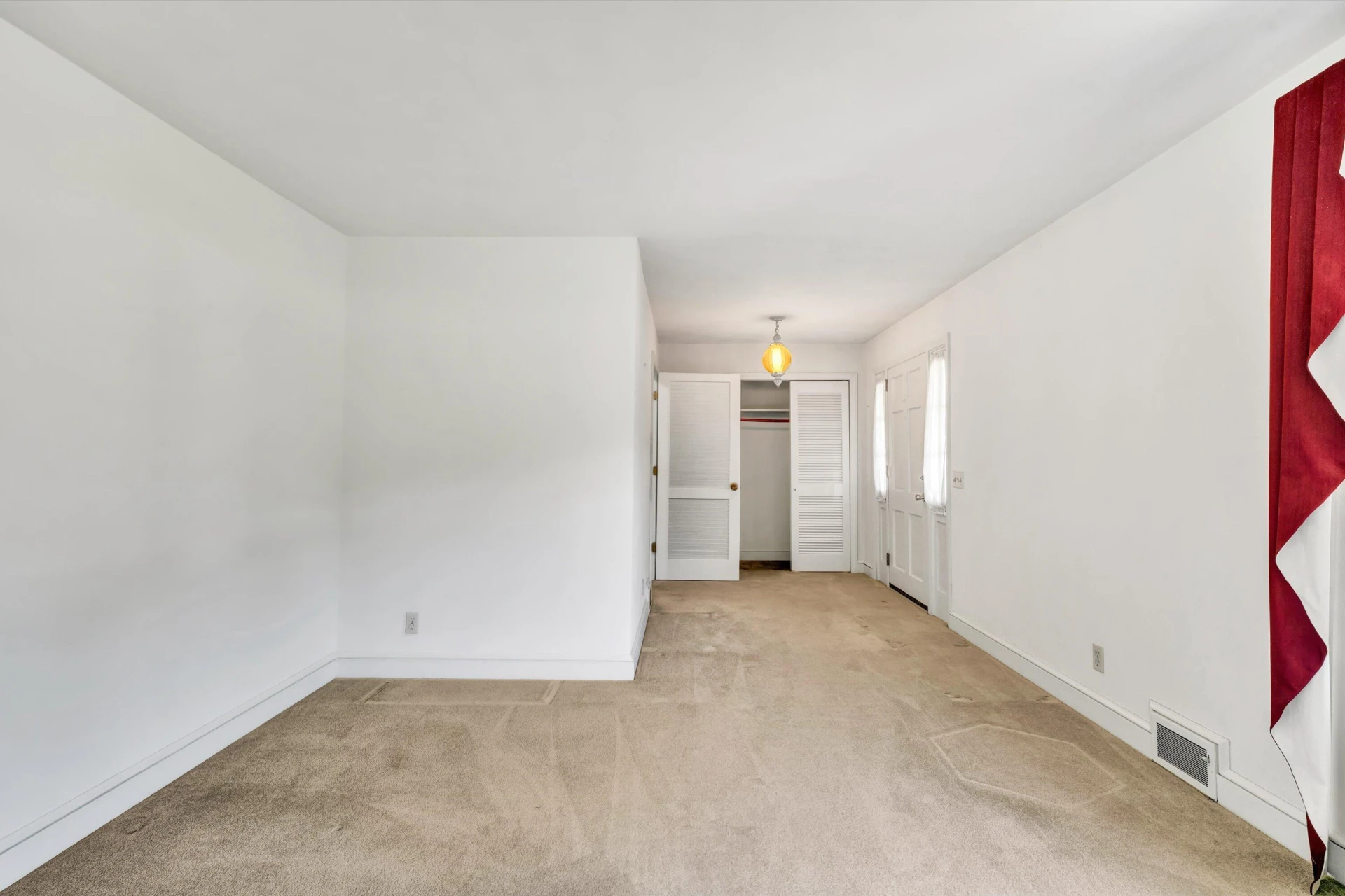 192 Beverly Hills CIR - Photo 10
