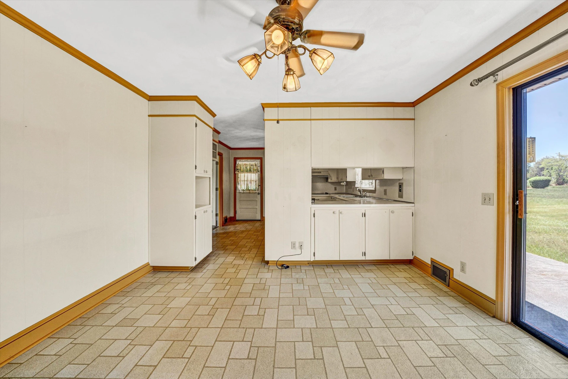192 Beverly Hills CIR - Photo 15