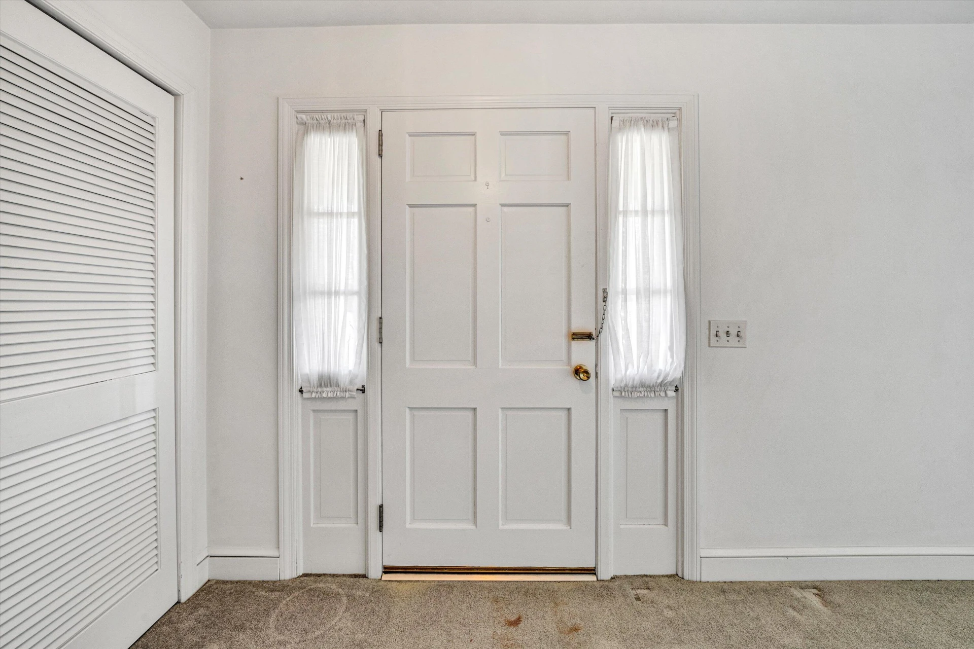 192 Beverly Hills CIR - Photo 6
