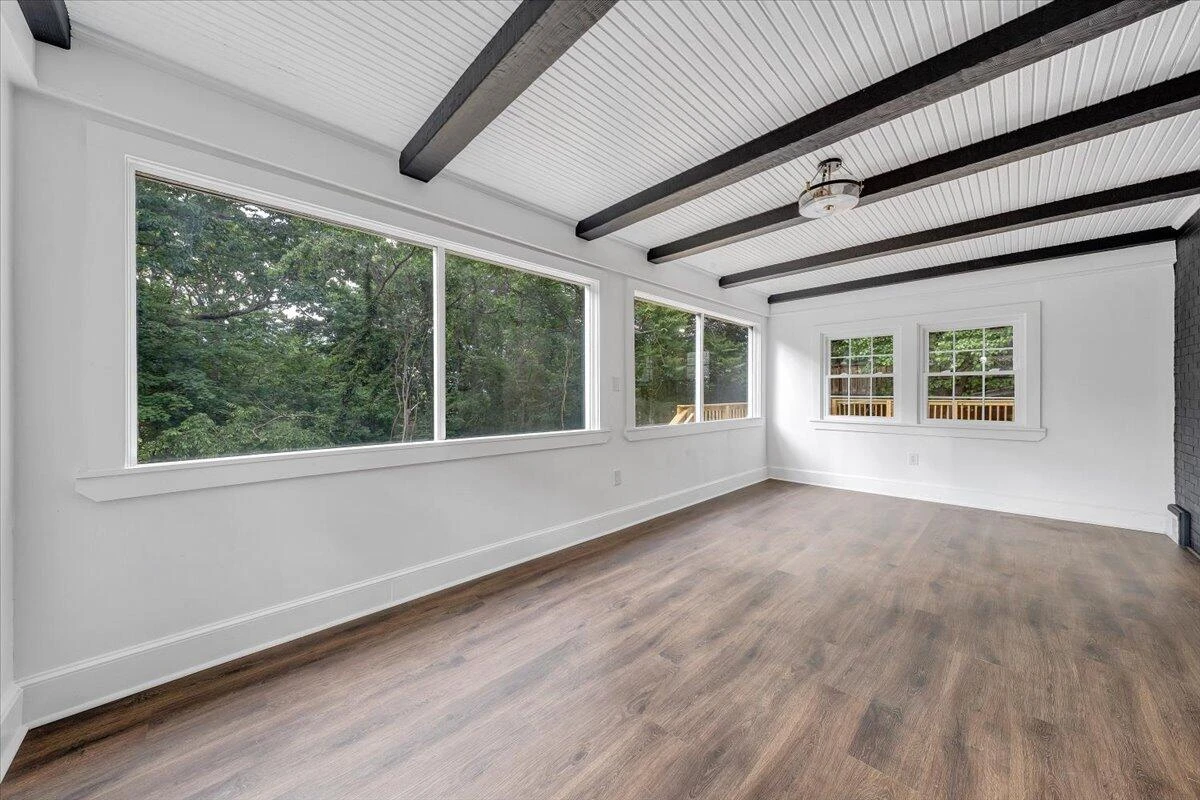 2633 Oregon AVE - Photo 11