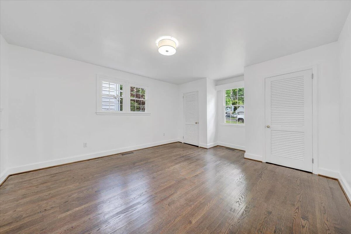 2633 Oregon AVE - Photo 23