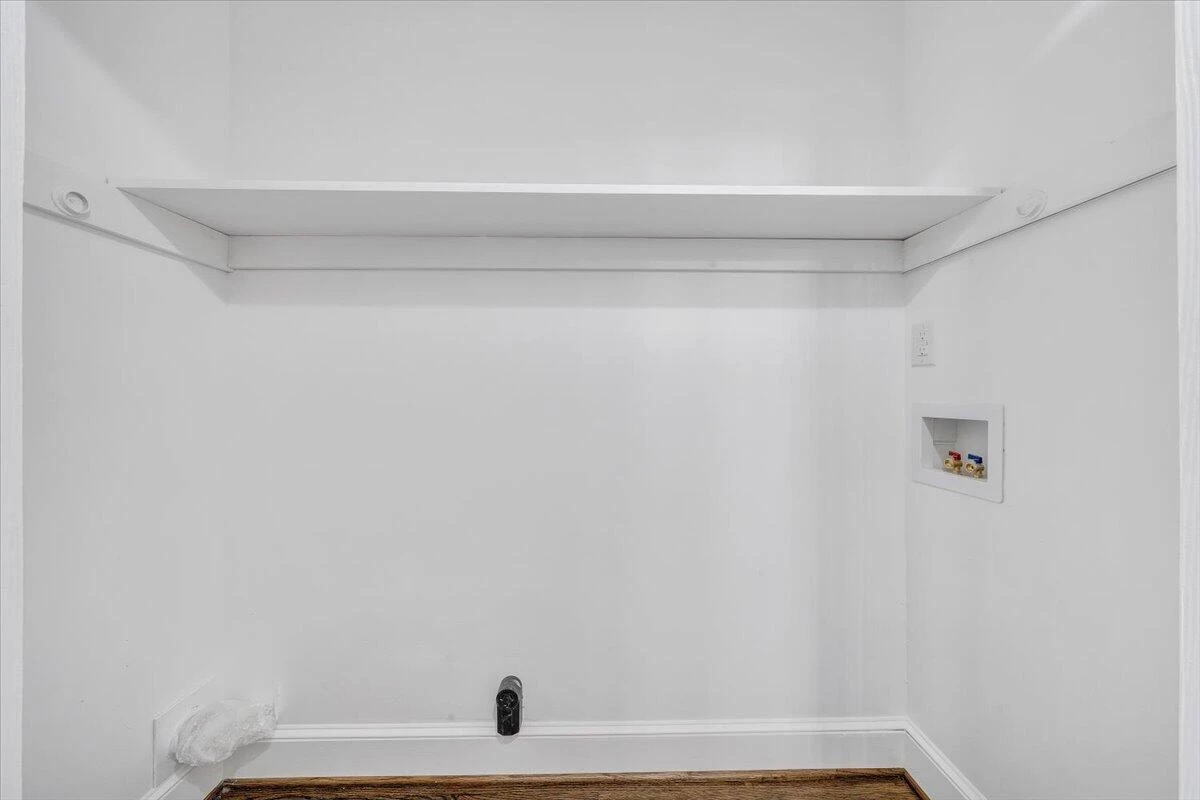 2633 Oregon AVE - Photo 27