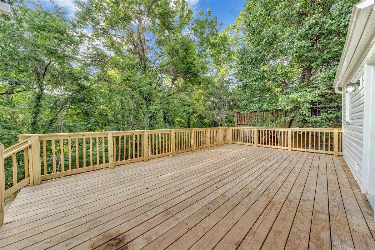 2633 Oregon AVE - Photo 36