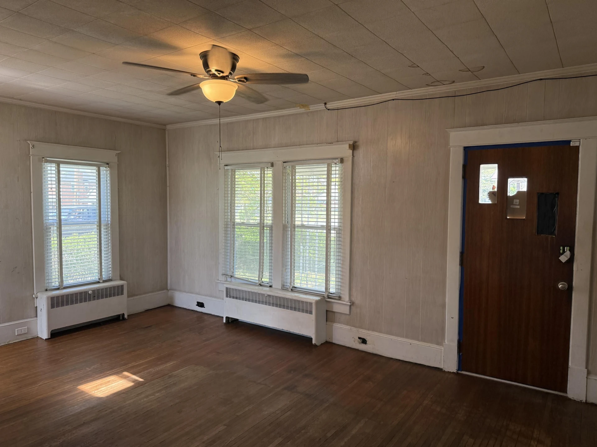 130 Marion AVE - Photo 15
