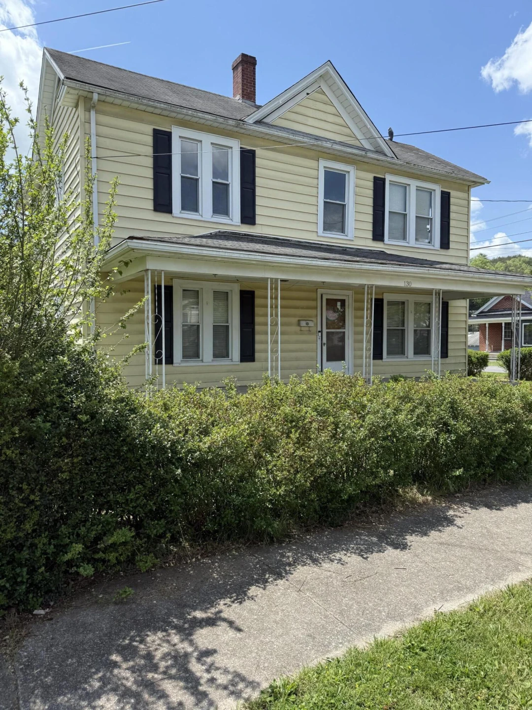 130 Marion AVE - Photo 3