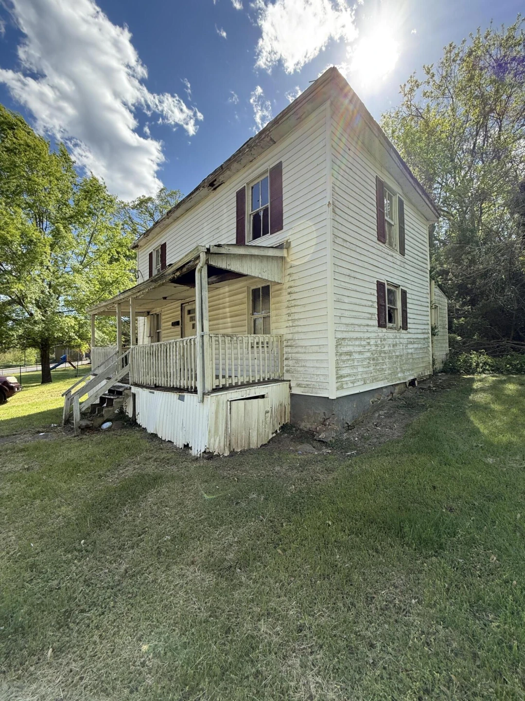 9 Jackson ST - Photo 3