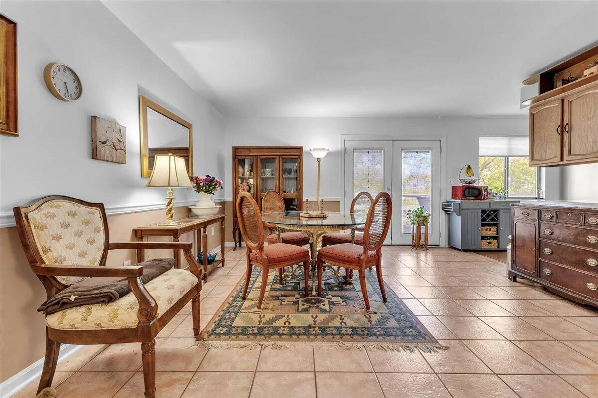 3367 Kelly LN - Photo 14