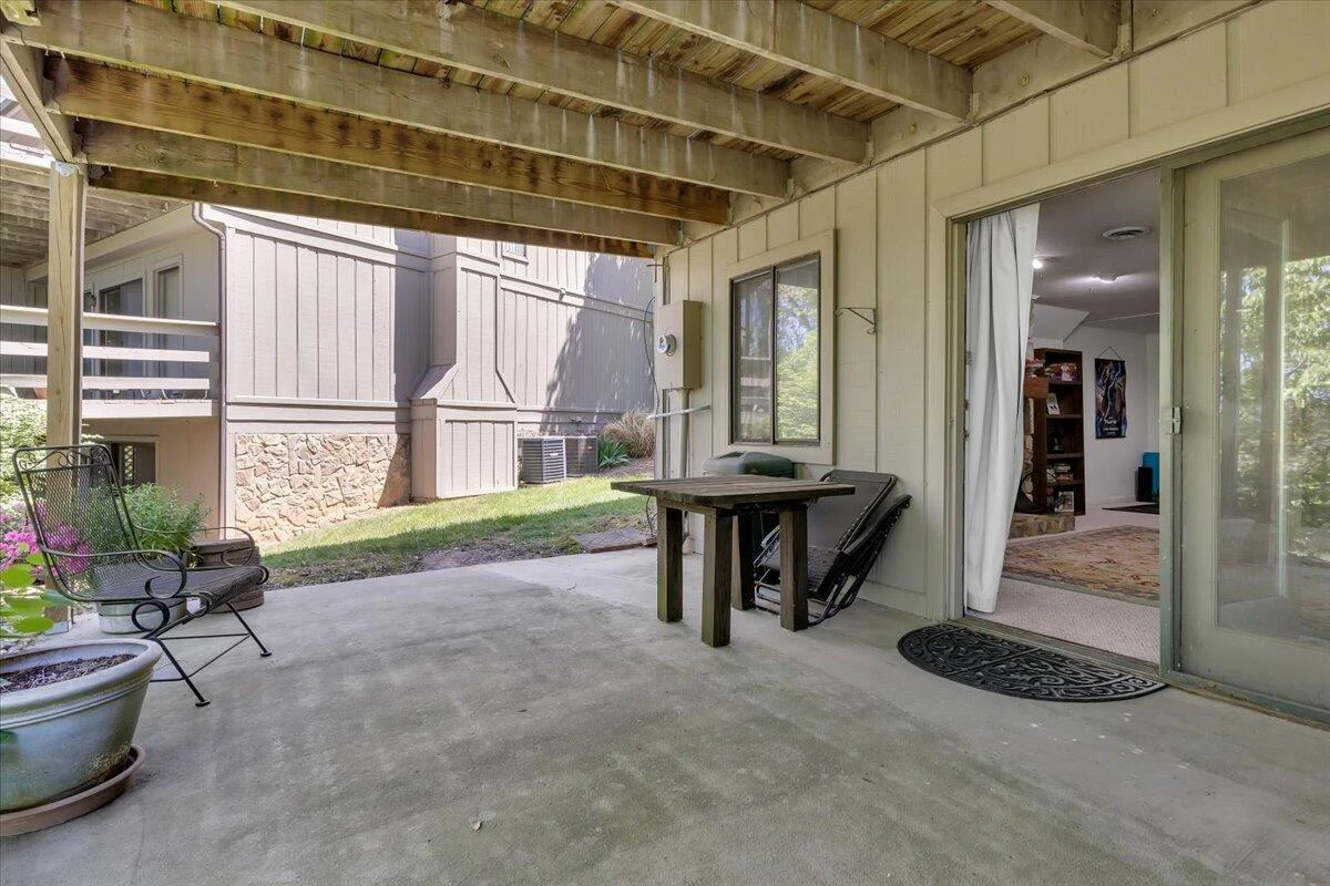 3367 Kelly LN - Photo 40