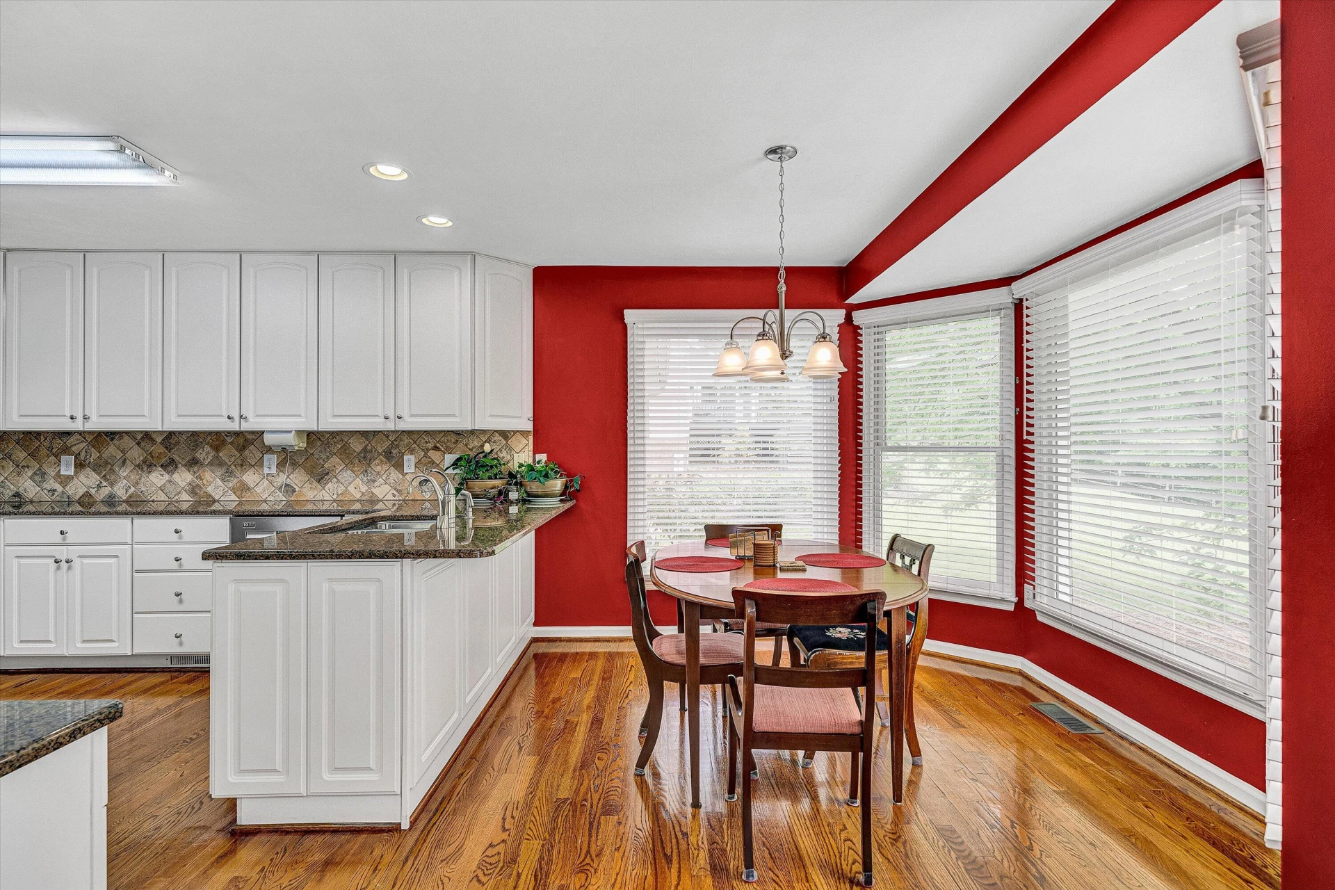 5983 Landview DR - Photo 16