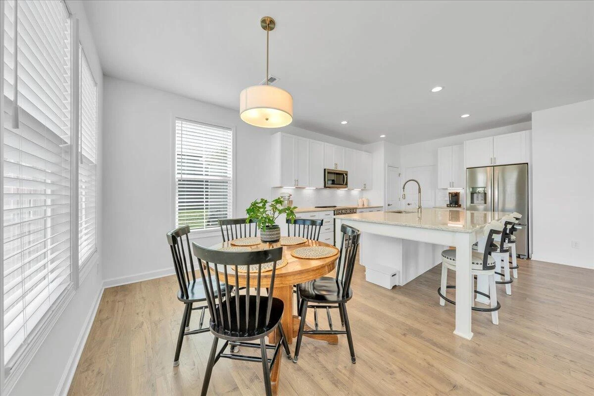 39 Viceroy ST - Photo 27