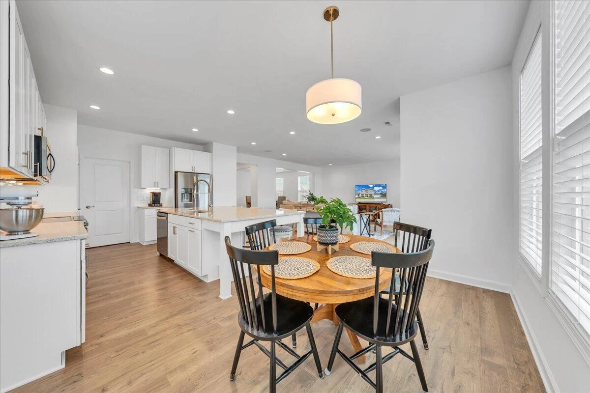 39 Viceroy ST - Photo 29