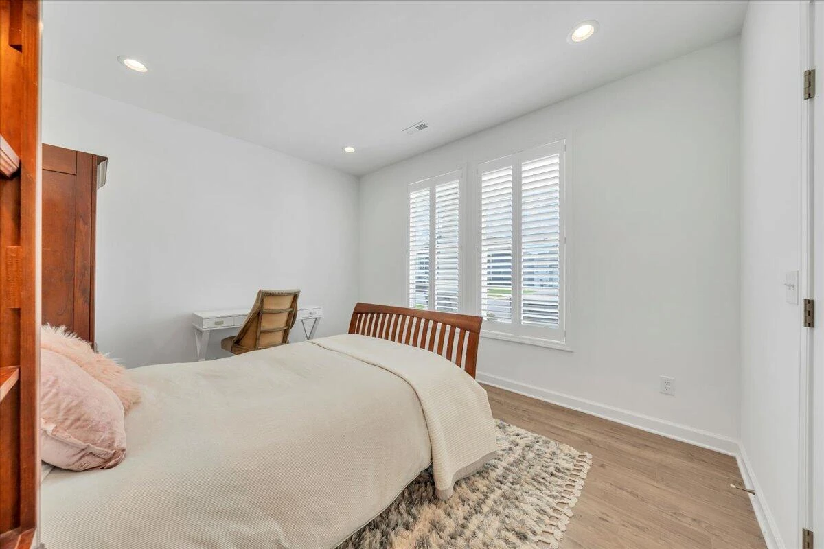 39 Viceroy ST - Photo 9