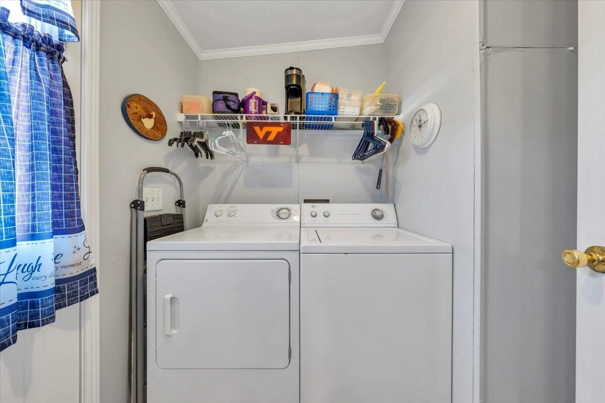 1928 Edgerton AVE - Photo 15