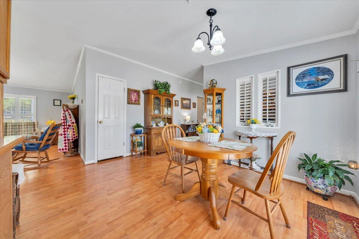 1928 Edgerton AVE - Photo 20