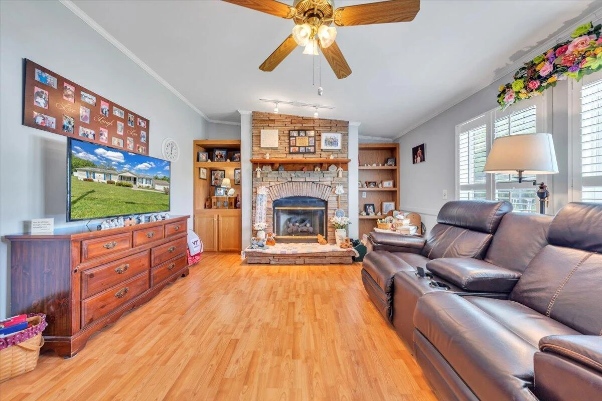 1928 Edgerton AVE - Photo 22