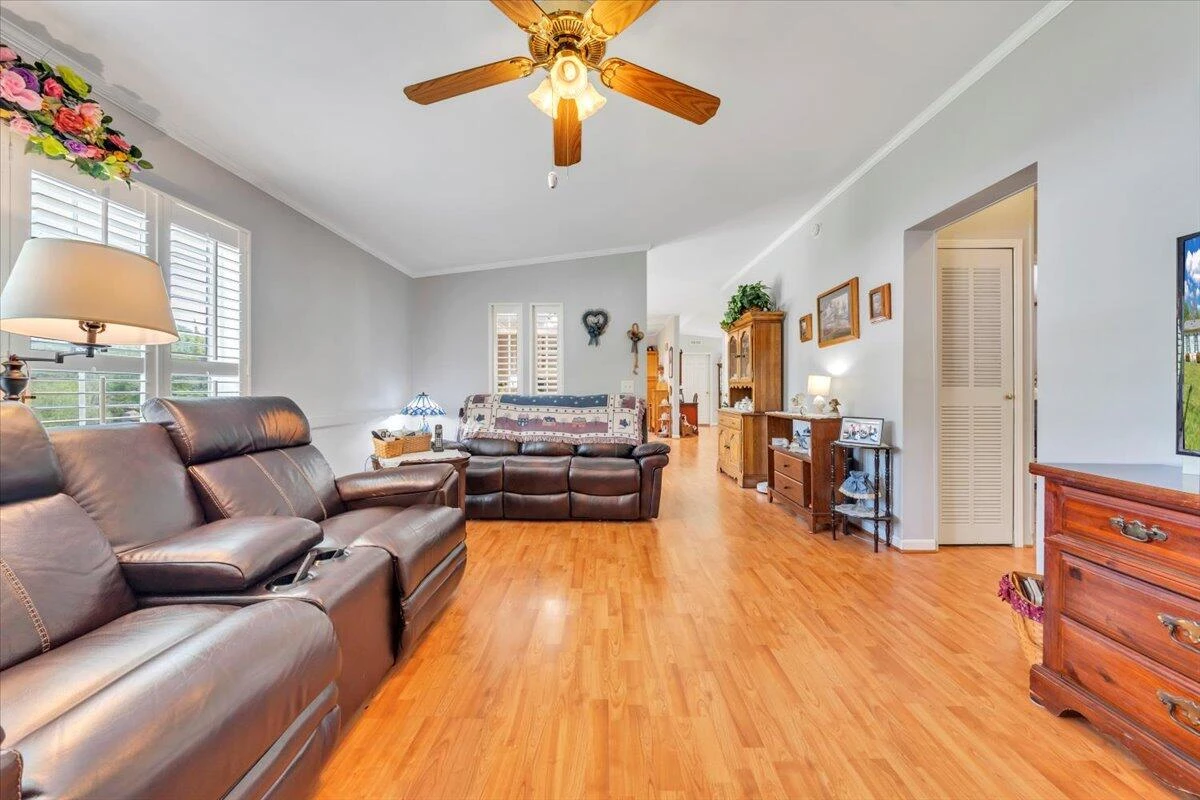 1928 Edgerton AVE - Photo 25