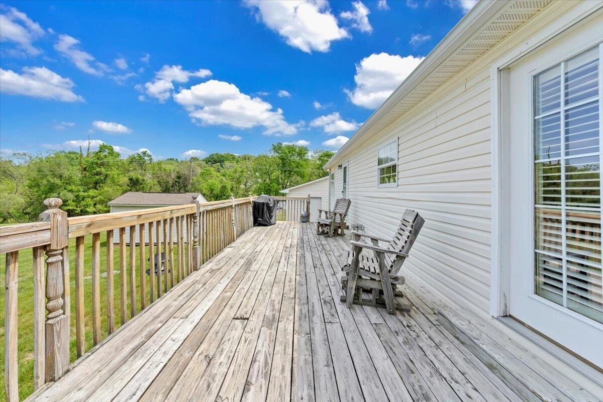 1928 Edgerton AVE - Photo 34