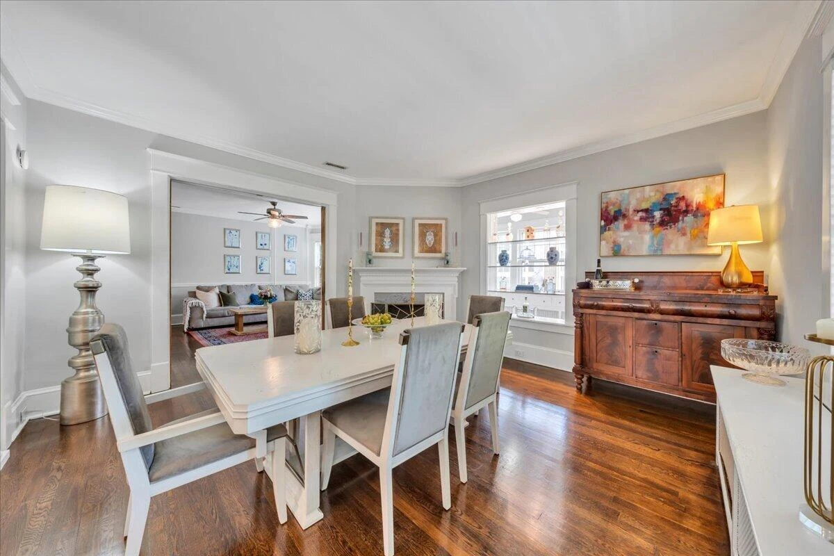 2219 Broadway AVE - Photo 21