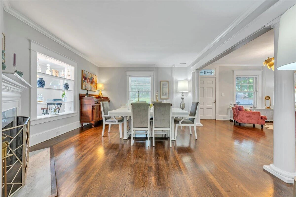 2219 Broadway AVE - Photo 23