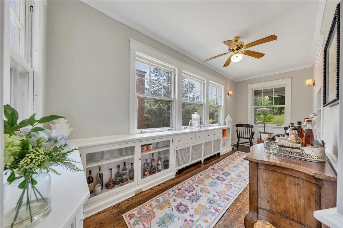 2219 Broadway AVE - Photo 28