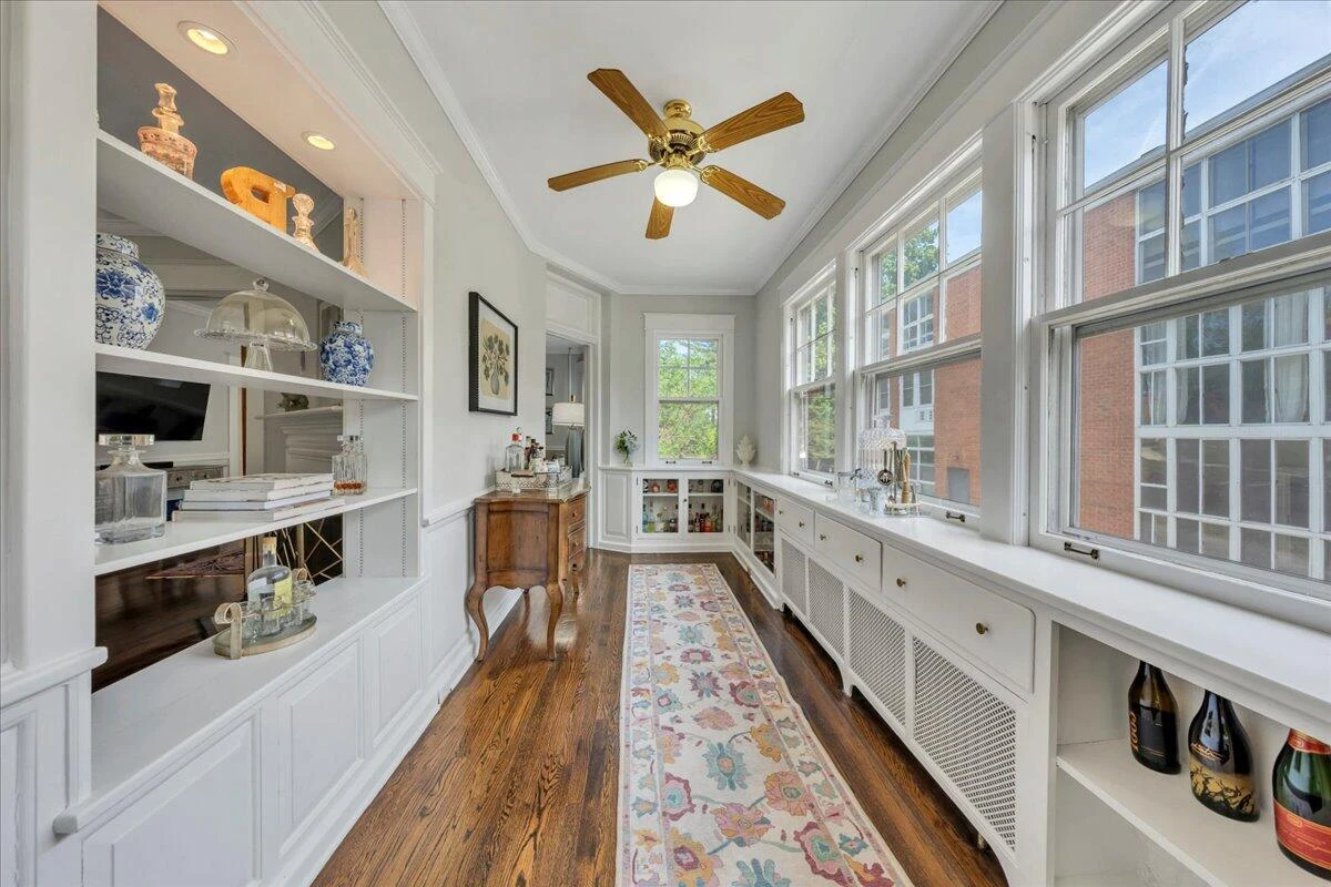 2219 Broadway AVE - Photo 30