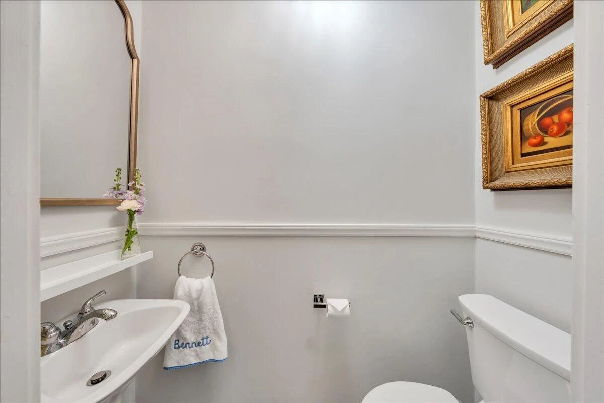 2219 Broadway AVE - Photo 38