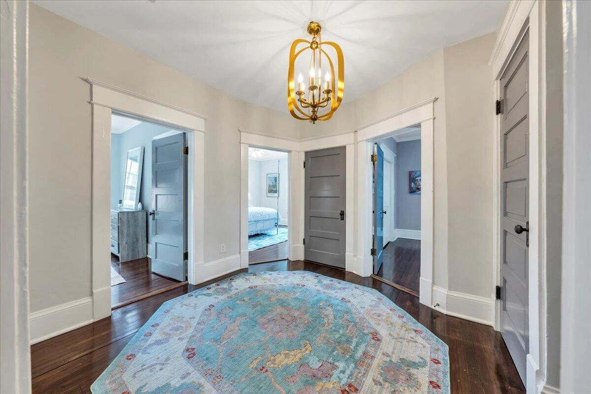 2219 Broadway AVE - Photo 40
