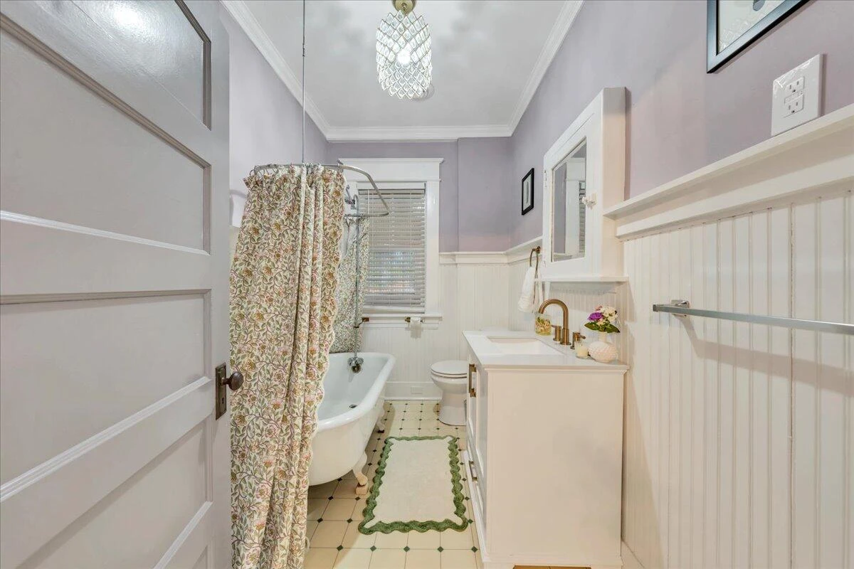 2219 Broadway AVE - Photo 53